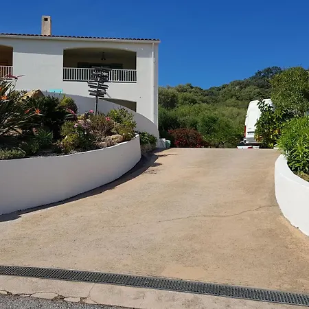 U Melu Grand T3 Rouge En Rez De Jardin Apartmán *