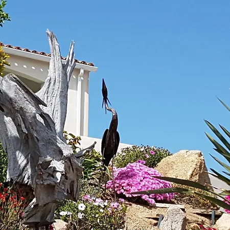 U Melu Grand T3 Rouge En Rez De Jardin *