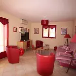 Apartmán U Melu Grand T3 Rouge En Rez De Jardin *