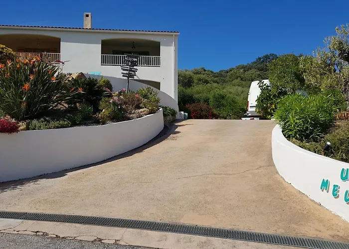 U Melu Grand T3 Rouge En Rez De Jardin Apartman *