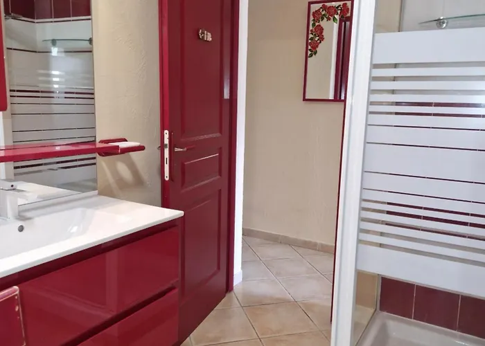 U Melu Grand T3 Rouge En Rez De Jardin Tiuccia