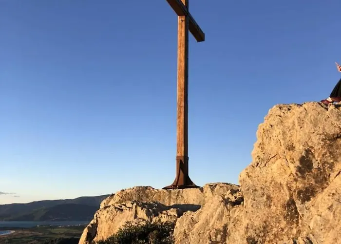 U Melu Grand T3 Rouge En Rez De Jardin Tiuccia