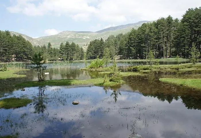 U Melu Grand T3 Rouge En Rez De Jardin *