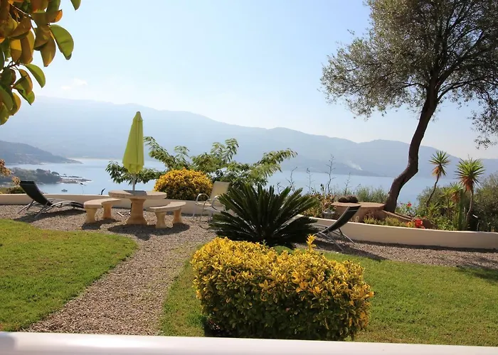 Apartment U Melu Grand T3 Rouge En Rez De Jardin *