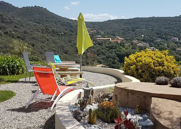 U Melu Grand T3 Rouge En Rez De Jardin Apartment Tiuccia